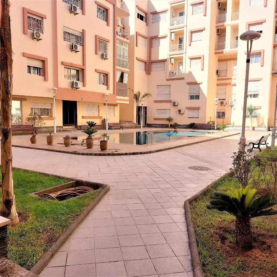 Appartement Pour Familles En Residence Avec Piscine Et Wifi Marrakesh