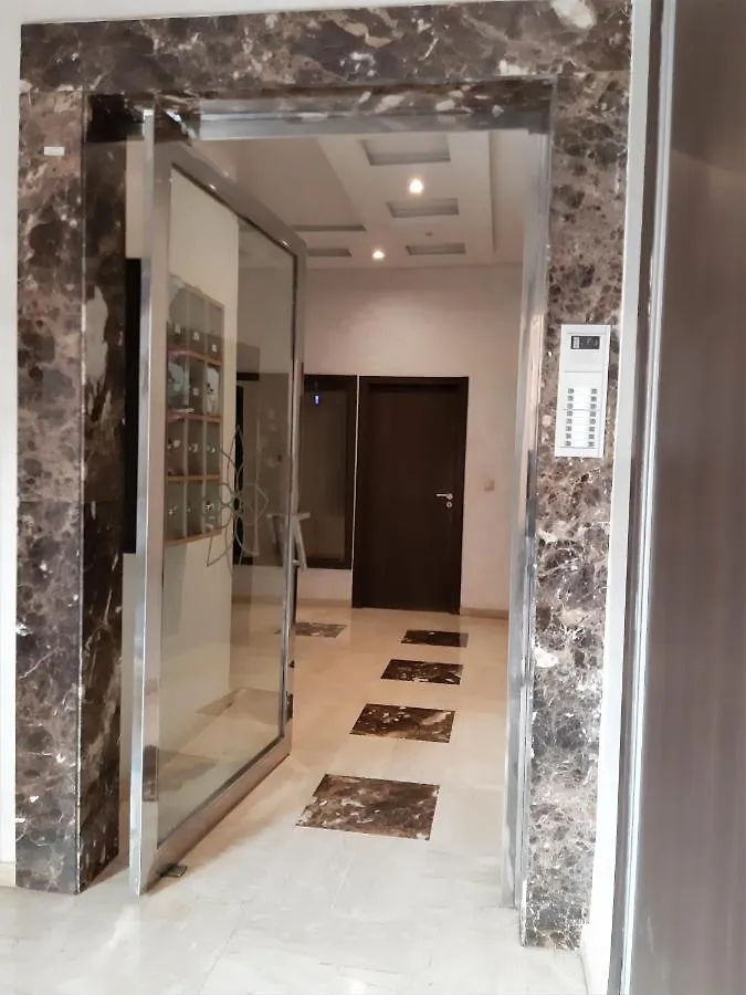 Appartement Pour Familles En Residence Avec Piscine Et Wifi Marrakesh