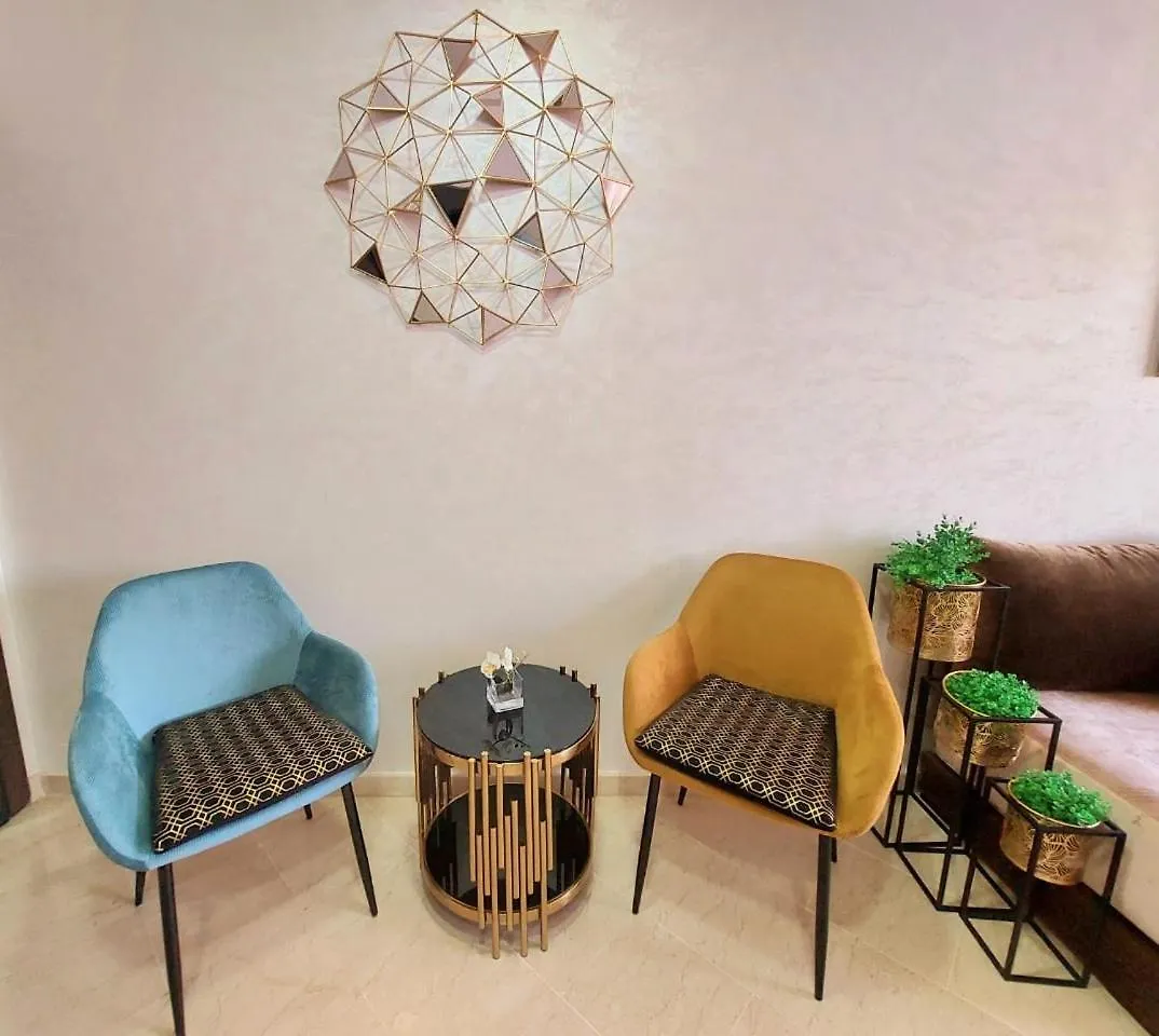 Appartement Pour Familles En Residence Avec Piscine Et Wifi Marrakesh Apartment
